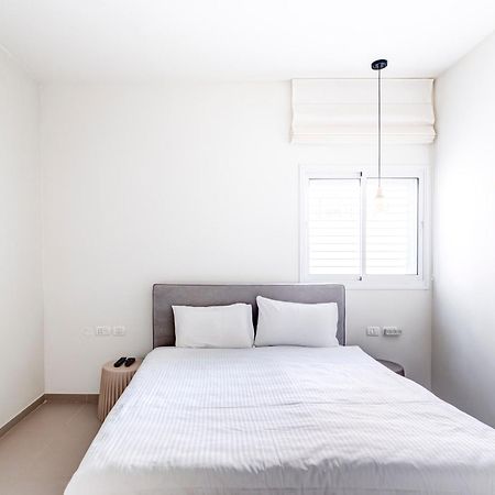 Ella Sr By Tlv2Rent Aparthotel Tel Aviv Bagian luar foto